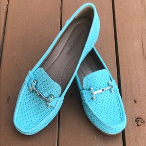 🦋BABY BLUE DONALD PLINER LOAFERS🦋- size 7.5